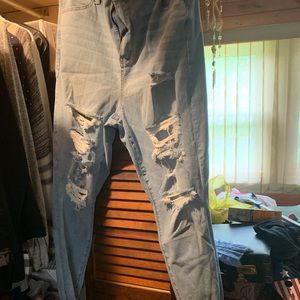 NWT American Eagle distressed jegging